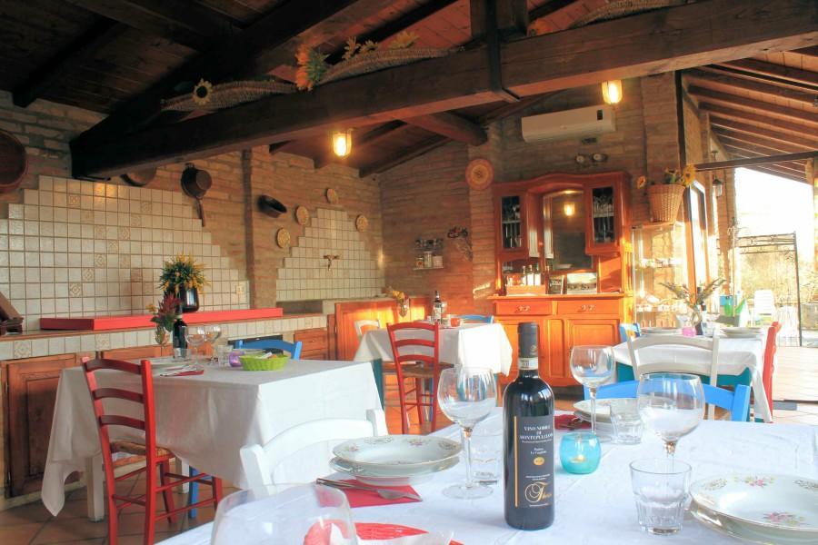 Agriturismo Le Stringaie Montepulciano Stazione Kültér fotó