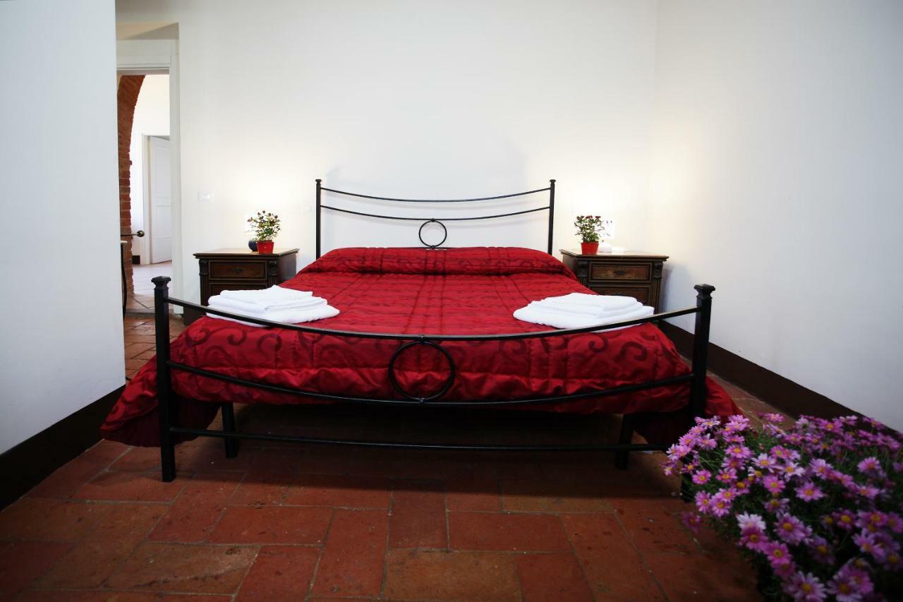 Agriturismo Le Stringaie Montepulciano Stazione Kültér fotó